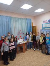 Учащиеся клуба "Алые паруса" на уроке мужества "Легендарный Сталинград"