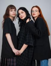  Башкатова Софья Александровна. Молодой специалист, увлечённый своим делом. Софья Александровна занимается профессиональной фотосъёмкой, а её любимый жанр — портрет. В настоящее время она продолжает обучение на художественно-графическом факультете, постоянно развивая свои навыки и вдохновляясь новым опытом. Можете посмотреть ее фотоработы.