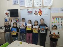 "Вечная слава героям, за Родину жизнь отдавшим!"