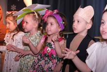 Конечно, не обошлось без проказ! Баба Яга и Леший очень старались задержать Зиму и не пустить к нам Весну. Но разве можно устоять перед талантом наших малышей? Они так трогательно и звонко пели песни, что даже лесные вредины не выдержали — их сердца оттаяли, и они с радостью открыли дорогу теплу! 